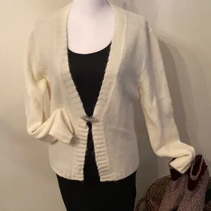 Faded glory NWT size large beautiful cream cardigan with jeweled clasp thumbnail 2