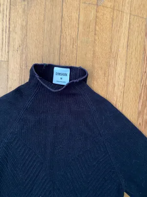 Gymshark black long sleeve Mockneck thumbnail 2