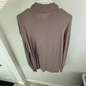 Abercrombie Women’s Mock Neck Tee thumbnail 4