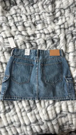 Aritzia Denim Forum Skirt Mid-Rise Cargo thumbnail 2
