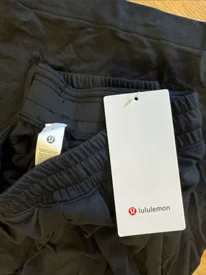 lululemon BeCalm HR Pleated Extra-Wide Leg Pant - Large -NWT thumbnail 4