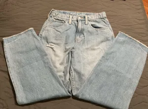 Old Navy High-Rise Slouchy Straight Jeans thumbnail 1