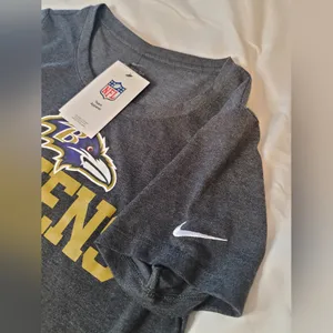 Nike Ravens Baltimore Women's Heather Gay Fashion Tri-Blend T-Shirt Size:S thumbnail 4