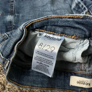 Kensie dark wash denim jean shorts thumbnail 3