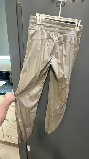 Lululemon pants thumbnail 2