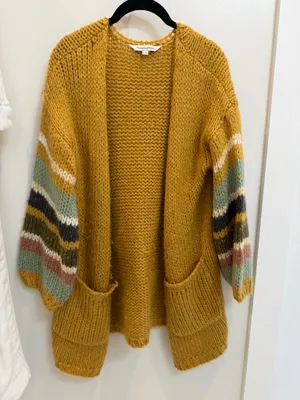 Davi & Dani Cardigan thumbnail 1