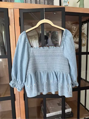 American Eagle babydoll top Denim Smocked Peplum square Puff Sleeve Embroidered thumbnail 4