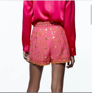 ✨ ZARA Fuchsia Pink Mirror Embroidered Shorts - Boho Festival High-Waisted Size S thumbnail 3