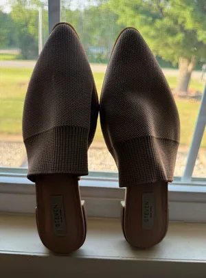 Steve Madden Knit Pointed Toe Mule Loafers Taupe | Women’s 8.5 thumbnail 1