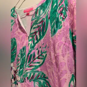 Lilly Pulitzer 92% Silk & metallic Pink& Green Tropical,Leaf Blouse Size S‎ thumbnail 3
