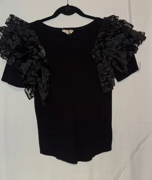 Entro Elegant Black Ruffle Sleeve Knit Top Size Large thumbnail 1