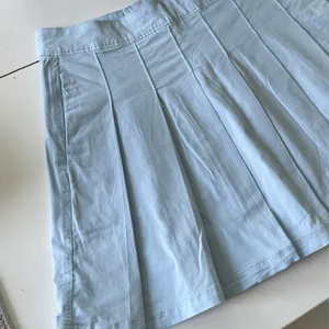 American Eagle Light Baby Blue Pastel Pleated Tennis Skirt Size 6 NWT thumbnail 5