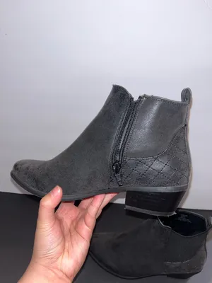 Women's Black Low Heel Ankle Booties - Sleek Chelsea Style thumbnail 3