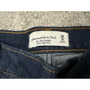 Abercrombie & Fitch The 90's Straight Ultra High Rise Sz 29/ 8R thumbnail 3