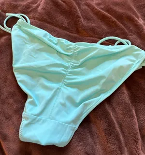 Vintage Victoria’s Secret Bikini thumbnail 1