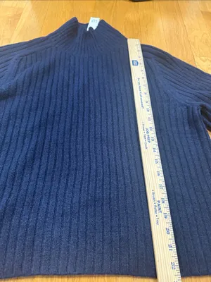 NWT Gap mocked neck ribbed navy blue sweater size medium. thumbnail 6