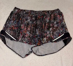 Lululemon Hotty Hot Shorts 4" thumbnail 1