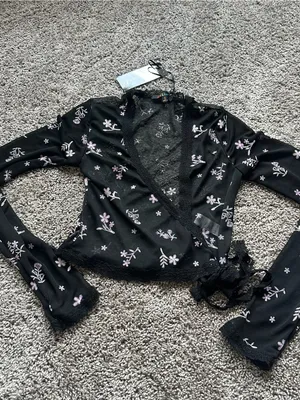dELiA*s Black Sheer Floral Embroidered Wrap Top thumbnail 2