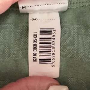 3071 | Gymshark Illumination Seamless Crop Top Sage Green Womens XS thumbnail 8