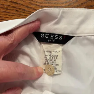 Vintage‎ Guess Golf White Lined Shorts Women's Size 10 Made in USA thumbnail 4