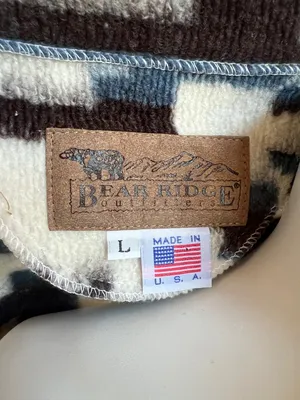 Bear Ridge Outfitters southwestern Beth Dutton vest vintage rare print thumbnail 2