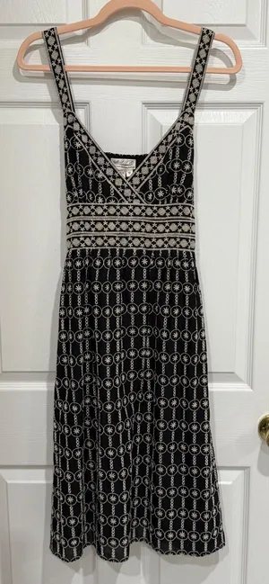 Sundress Boho Max Studio Black Embroidered Cotton V-Neck Size M NWT‎ thumbnail 1
