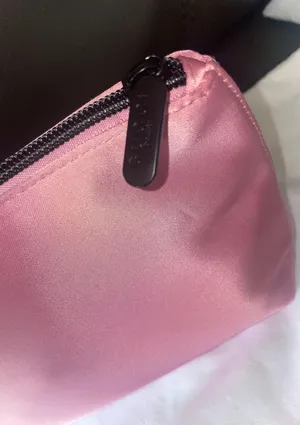 Gucci Pink Satin Cosmetic Bag thumbnail 3