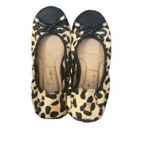 Me Too Women's Size 6 Cheetah Leather‎ Upper Ballerina Flats thumbnail 3
