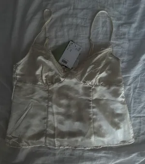 H&M Satin Lace Top thumbnail 1