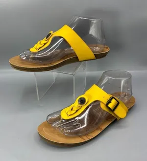 Blowfish Malibu Flip Flop Sandals Womens 8 Yellow Flat Heel Thong Casual Slip On thumbnail 1