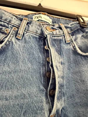 ZARA High-Rise Jeans thumbnail 3