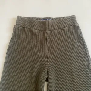 Abercrombie Green Knit pants thumbnail 7