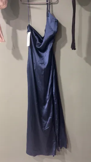 Princess Polly One Shoulder Maxi thumbnail 3
