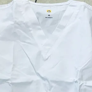 Wonder Wink Scrub Top thumbnail 2