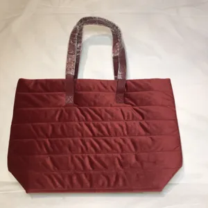 New Barnes And Noble Red Quilted Velvet Tote Bag Book Lovers Travel thumbnail 6