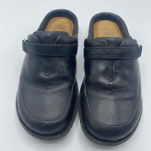 UGG Leather Clogs Mule F8910E Slides Heel Fur Lining USA 7 Snap Detail Rubber thumbnail 1