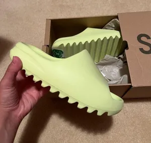 slide glow green (first release) thumbnail 1