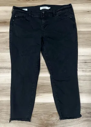 Torrid Black Raw Hem Jeggings Women’s 18 thumbnail 1
