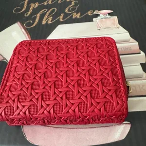 Red woven wallet with gold thumbnail 2
