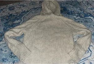 Cream Abercrombie and Fitch sweater with hood thumbnail 2