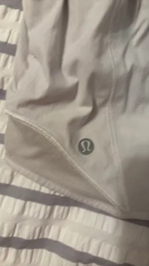 Lululemon Hotty Hot thumbnail 2