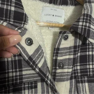Lucky Brand Sherpa Lined Shacket Brown Tan‎ Plaid Small Outdoorsy Cabin Cozy thumbnail 4
