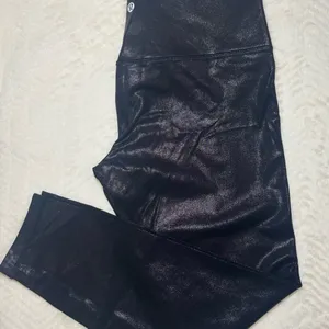 Lululemon Wunder Under High Rise Shiny Leggings Black Faux Leather Size 12!! thumbnail 1