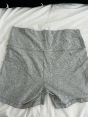 Aritzia TNA Shorts thumbnail 4