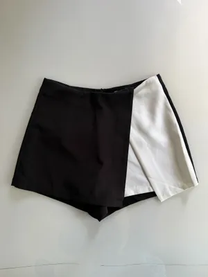Vestique Black and White Skort  thumbnail 2