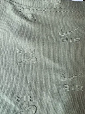 Nike Women’s Air-Long Sleeve T-Shirt thumbnail 3