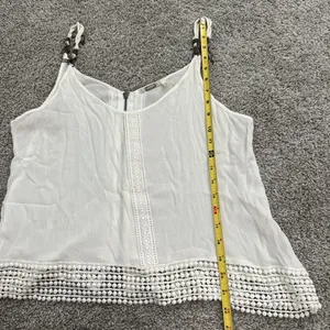 Gimmicks by BKE Off White Lace-Trim Cami Tank Top thumbnail 6