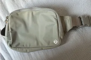 Lululemon Belt Bag 2L Grey thumbnail 1