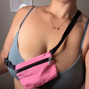 Athleta vintage crossbody mini fanny pack pink black preppy coquette y2k sporty thumbnail 1