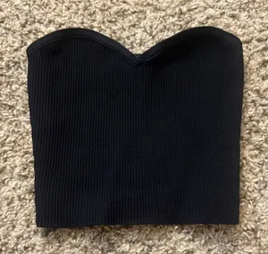 Aritzia Babaton Sculpt Knit Sweetheart Tube Top in Black Size Women’s XS thumbnail 1